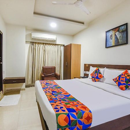 Fabhotel Leela Grand Inn Vijayawāda Exterior foto