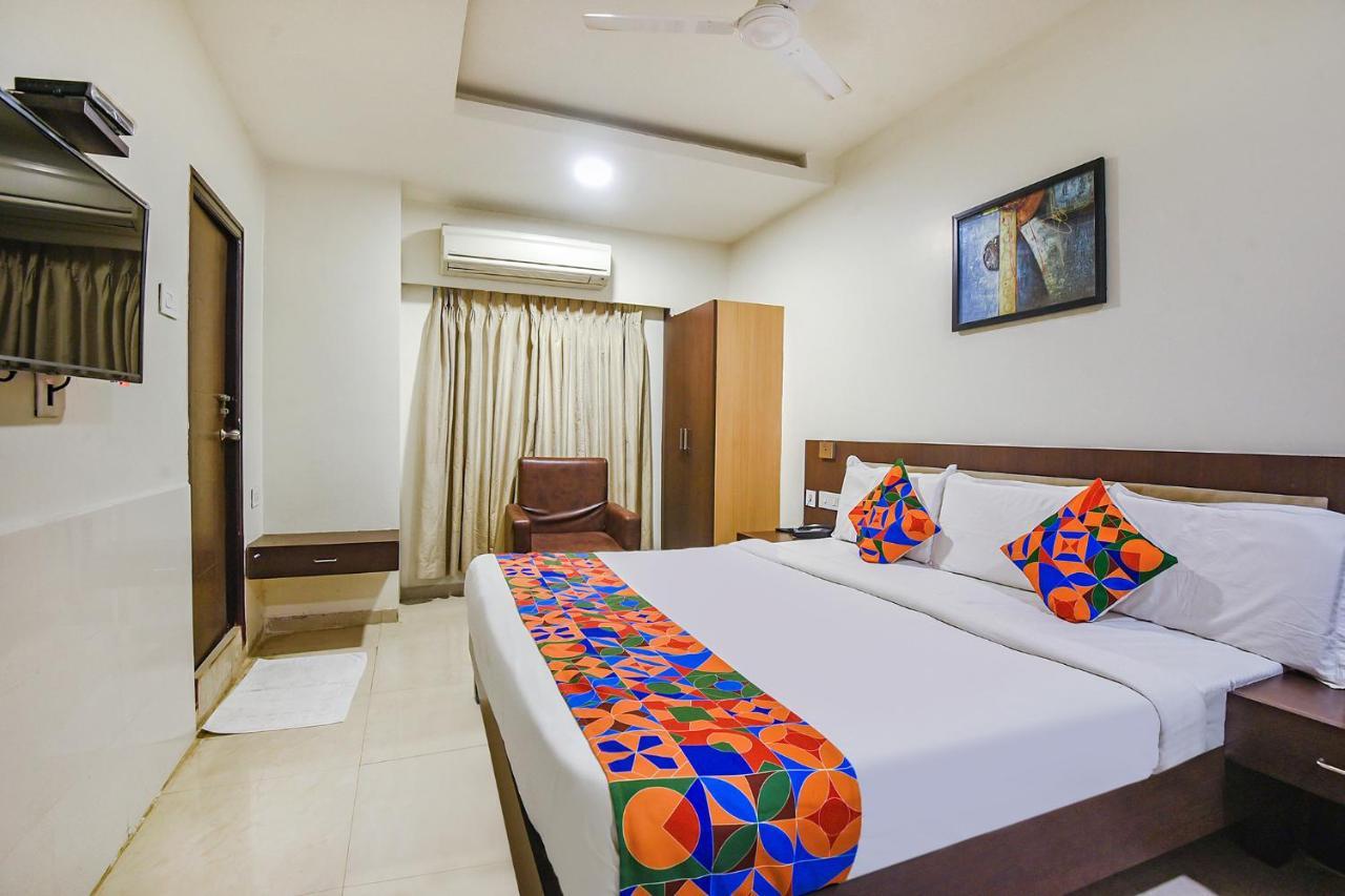 Fabhotel Leela Grand Inn Vijayawāda Exterior foto