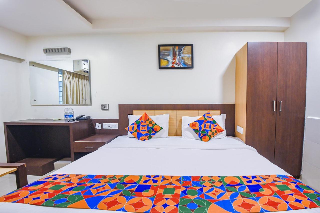 Fabhotel Leela Grand Inn Vijayawāda Exterior foto